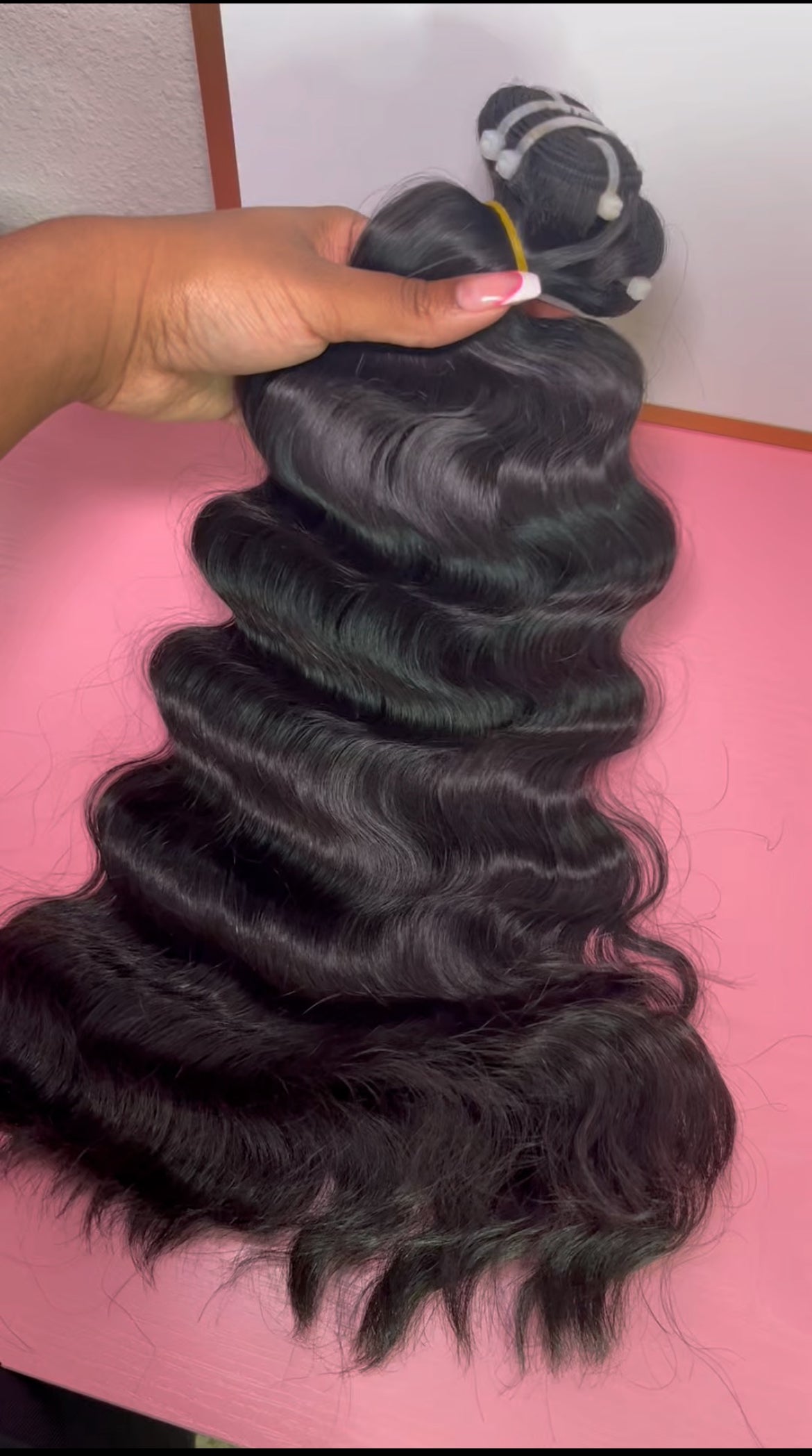 On Hand-Ready To Ship Loose Wave Bundles